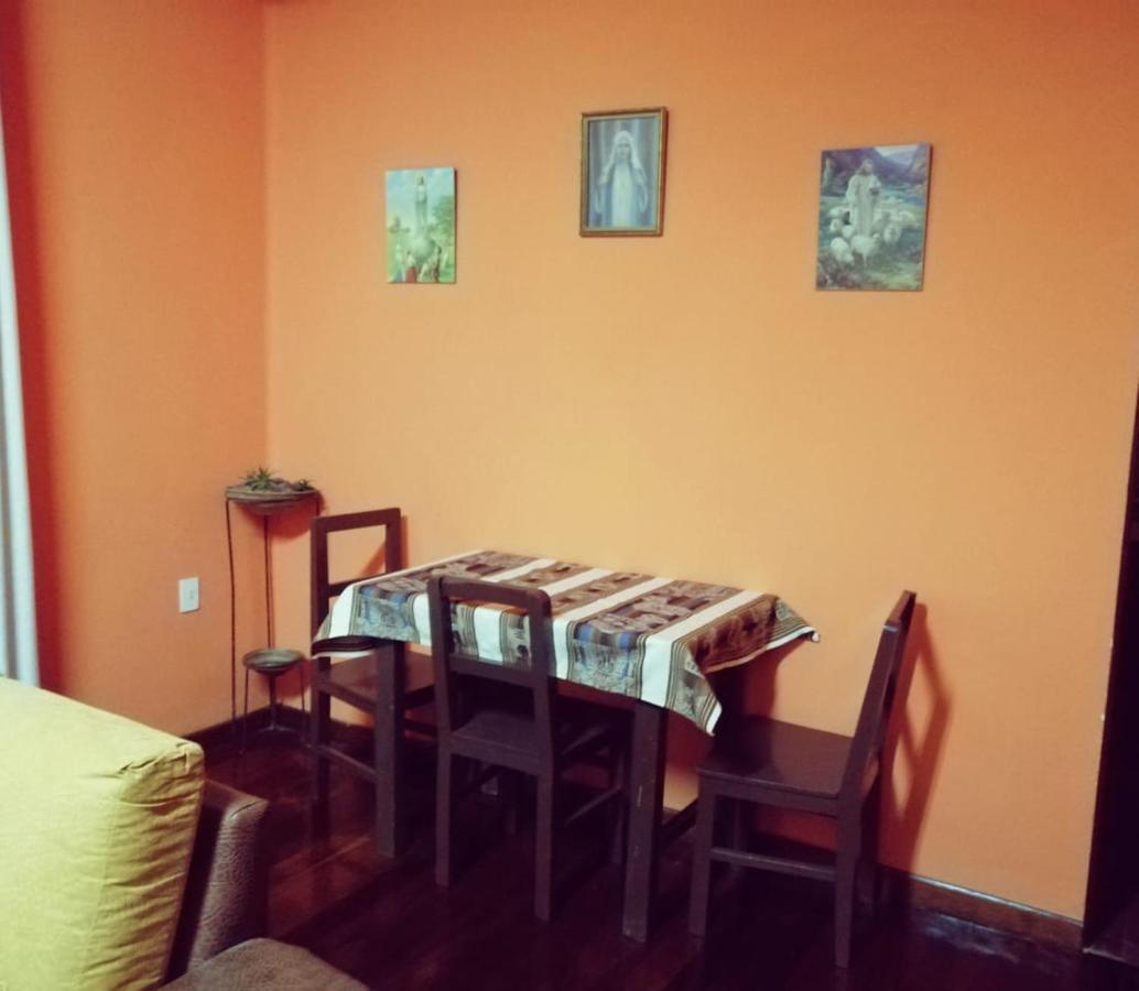 Casa Treveris - Non Profit Hostel Sucre Zewnętrze zdjęcie